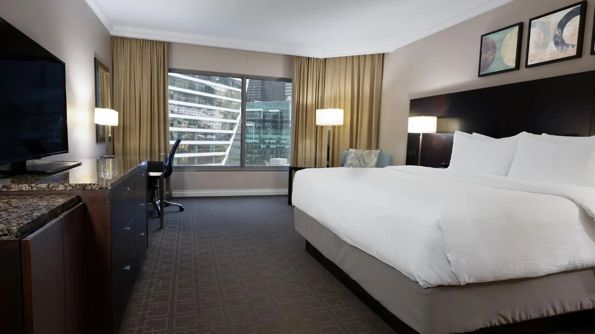 Intercontinental Toronto Centre By Ihg Hotel 4*,  Canadá